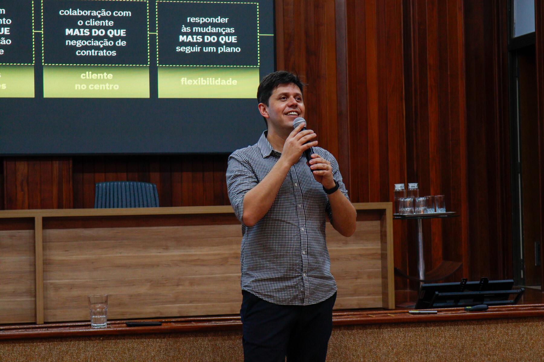 Escola de Líderes - multiplica agir.jpg